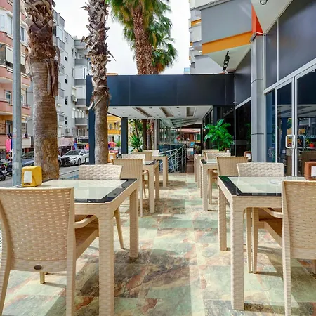 Hotell Kleopatra Arsi 4*